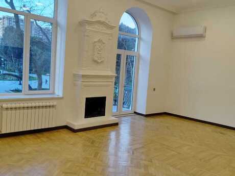 3 otaqlı ofis - 28 May m. - 111 m²