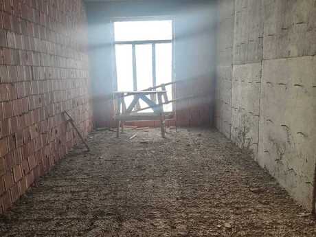 5 otaqlı yeni tikili - Şah İsmayıl Xətai m. - 226 m²