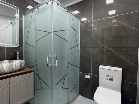 3-комн. новостройка - м. Кара Караев - 127 м²