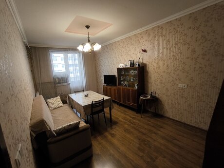 2 otaqlı köhnə tikili - Həzi Aslanov m. - 67 m²