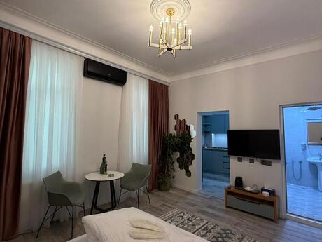 1 otaqlı köhnə tikili - Bayıl q. - 30 m²