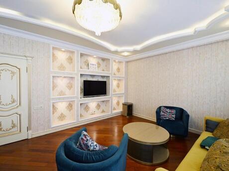 3 otaqlı yeni tikili - Gənclik m. - 136 m²