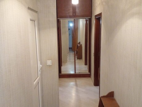 2 otaqlı köhnə tikili - Memar Əcəmi m. - 70 m²