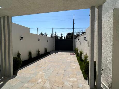 4 otaqlı həyət evi/bağ evi - Şüvəlan q. - 120 m²