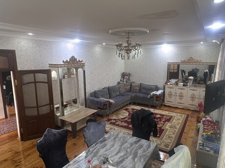 6 otaqlı həyət evi/bağ evi - Köhnə Günəşli q. - 190 m²