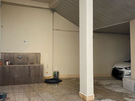 7 otaqlı həyət evi/bağ evi - Xırdalan - 180 m²