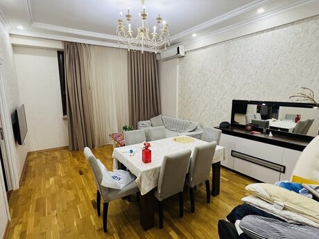 3-room apartment for rent, 90 m², Qara Qarayev: 800 ₼/mo 3