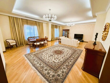 5 otaqlı yeni tikili - 28 May m. - 390 m²