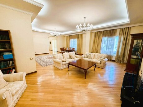 5 otaqlı yeni tikili - 28 May m. - 390 m²