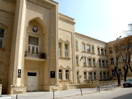 3 otaqlı köhnə tikili - İçəri Şəhər m. - 110 m²