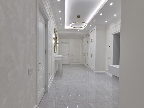 4-комн. новостройка - м. Элмляр Академиясы - 180 м²