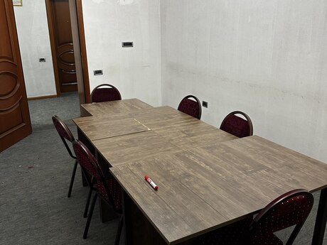 1 otaqlı ofis - Elmlər Akademiyası m. - 20 m²