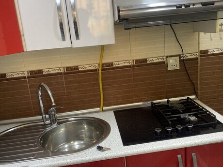 2 otaqlı köhnə tikili - Memar Əcəmi m. - 47 m²