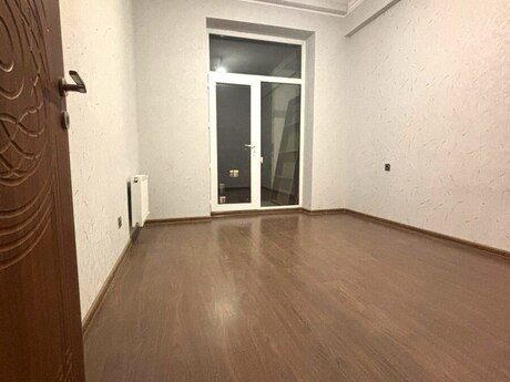 4 otaqlı yeni tikili - Yasamal r. - 115 m²