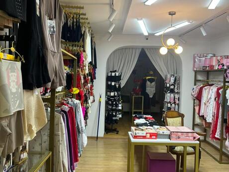 Obyekt - İnşaatçılar m. - 60 m²