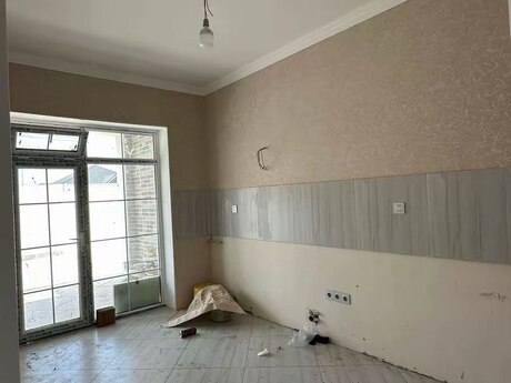 3 otaqlı həyət evi/bağ evi - Saray q. - 75 m²