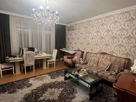 4 otaqlı köhnə tikili - Şah İsmayıl Xətai m. - 151 m²