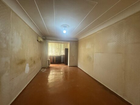 2 otaqlı köhnə tikili - Yasamal q. - 60 m²