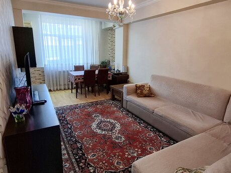 2-комн. вторичка - м. Халглар Достлугу - 45 м²