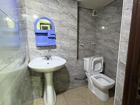 1 otaqlı həyət evi/bağ evi - İnşaatçılar m. - 30 m²