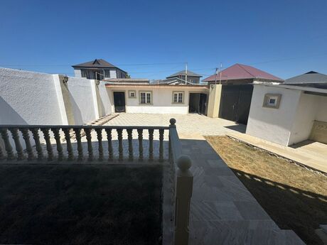 4 otaqlı həyət evi/bağ evi - Binə q. - 150 m²