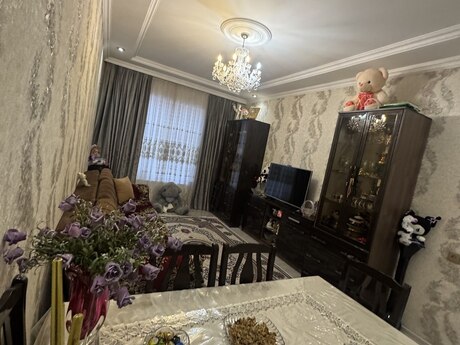 4 otaqlı həyət evi/bağ evi - Sumqayıt - 150 m²