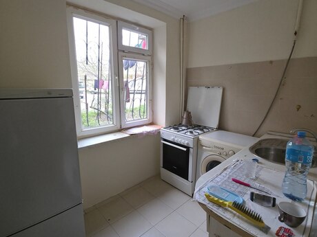 1 otaqlı köhnə tikili - Bakıxanov q. - 35 m²