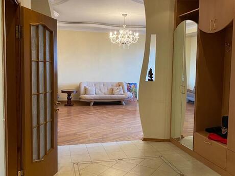5 otaqlı yeni tikili - Elmlər Akademiyası m. - 200 m²