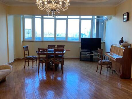 5 otaqlı yeni tikili - Elmlər Akademiyası m. - 200 m²