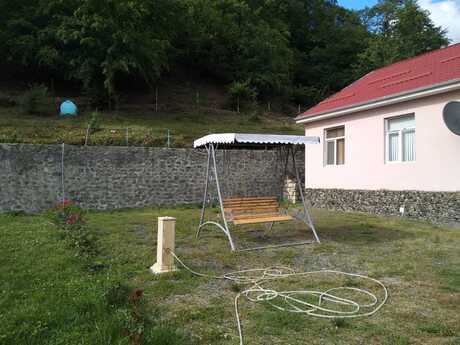 3 otaqlı həyət evi/bağ evi - Qax - 60 m²