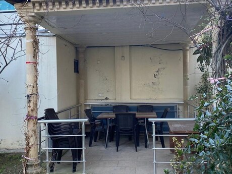 7 otaqlı həyət evi/bağ evi - Badamdar q. - 450 m²