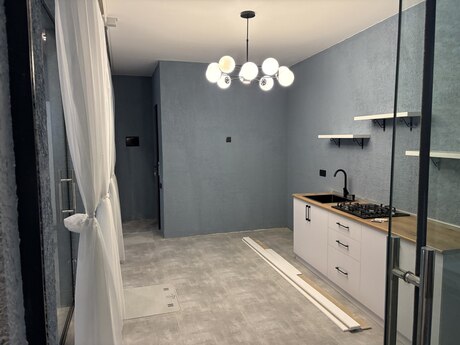 5 otaqlı həyət evi/bağ evi - Mərdəkan q. - 202 m²