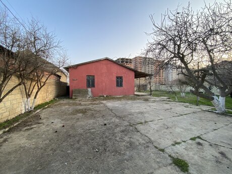 3 otaqlı həyət evi/bağ evi - Saray q. - 80 m²