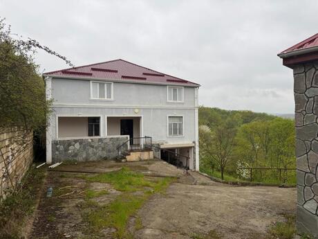 8 otaqlı həyət evi/bağ evi - Şabran - 226 m²