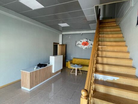 Obyekt - Qaraçuxur q. - 460 m²