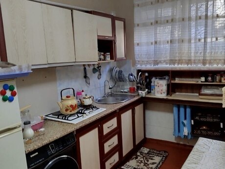 Obyekt - Elmlər Akademiyası m. - 60 m²