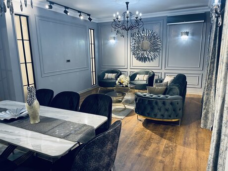 3-комн. новостройка - м. 8 ноября - 107 м²