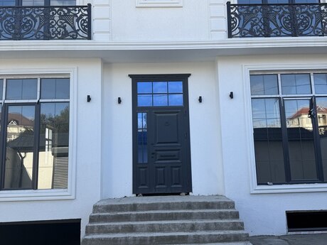 7 otaqlı həyət evi/bağ evi - Badamdar q. - 395 m²