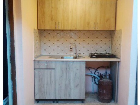 1 otaqlı həyət evi/bağ evi - Sabunçu q. - 22 m²