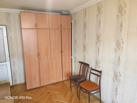 1 otaqlı köhnə tikili - Neftçilər m. - 35 m²