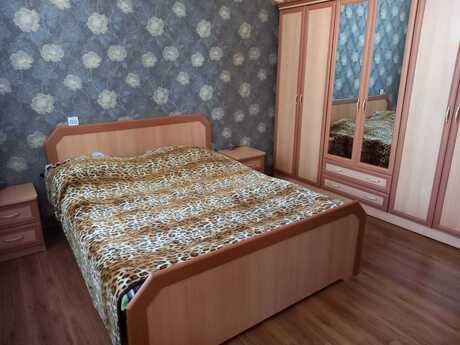 5 otaqlı həyət evi/bağ evi - Sabunçu r. - 200 m²