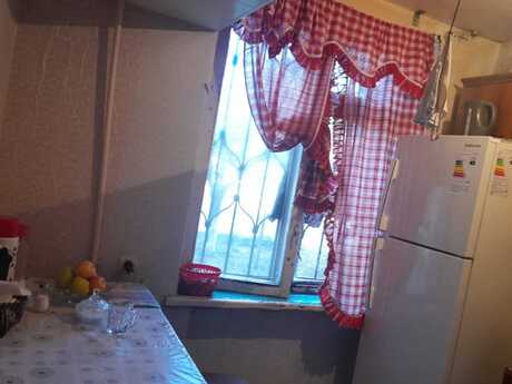 1 otaqlı köhnə tikili - Neftçilər m. - 30 m²