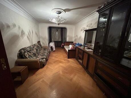 3 otaqlı köhnə tikili - İnşaatçılar m. - 75 m²