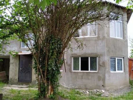 6 otaqlı həyət evi/bağ evi - Quba - 220 m²