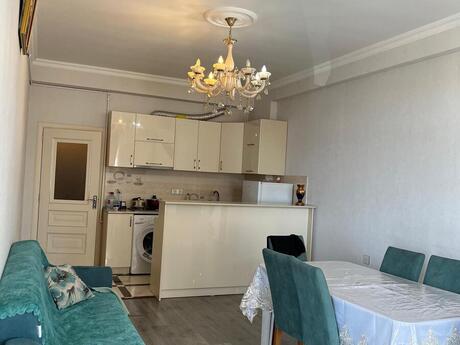 2-комн. новостройка - м. Иншаатчылар - 65 м²