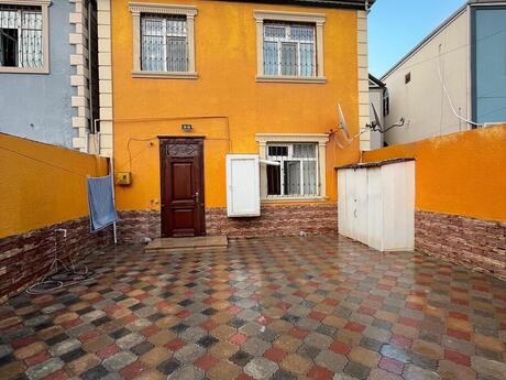 4 otaqlı həyət evi/bağ evi - Biləcəri q. - 150 m²
