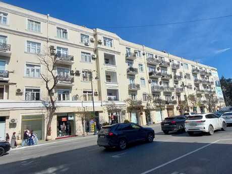 Объявление №6065617 - Баку, Насиминский  р., 5-комн., 180 м²