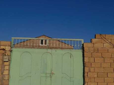3 otaqlı həyət evi/bağ evi - Puta q. - 600 m²