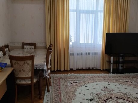 2-комн. новостройка - м. 20 января - 100 м²
