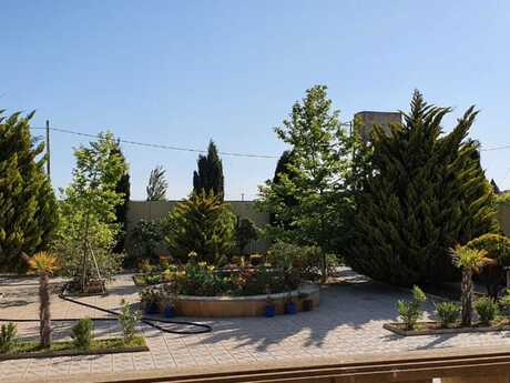 5 otaqlı həyət evi/bağ evi - Dübəndi q. - 200 m²